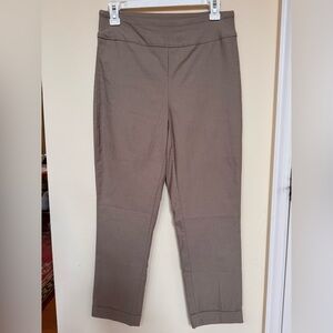 NWOT Tribal Fia Cuffed Cropped Pants women’s size 6 beige